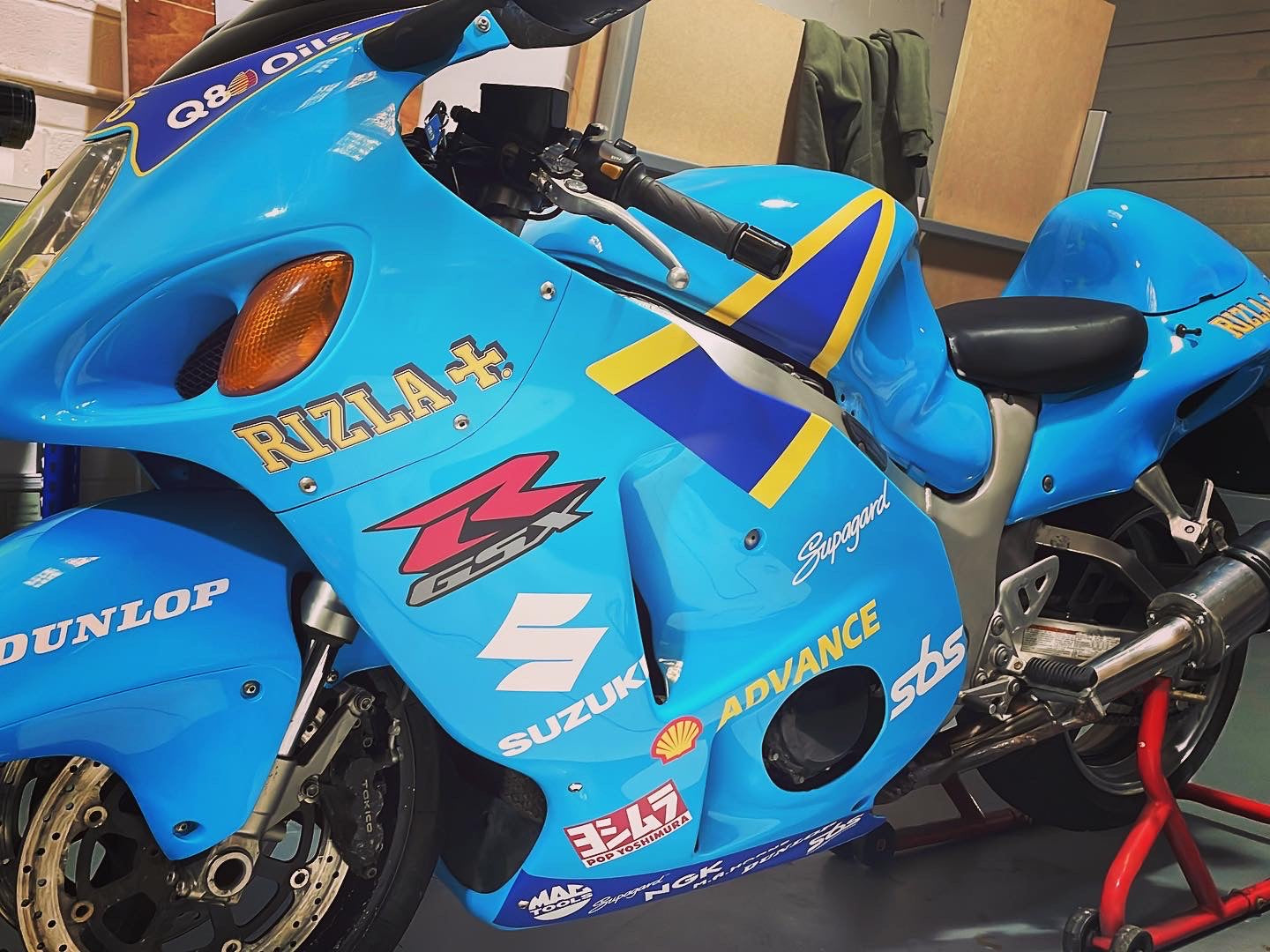The Big Hayabusa Challenge – Compliant Graphics